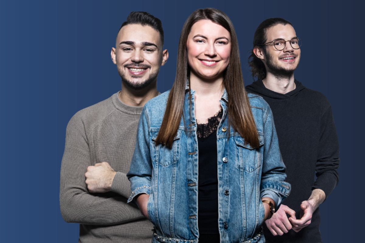 Steuerverwaltung studieren Drei Studierende der Steuerverwaltung lächeln in die Kamera